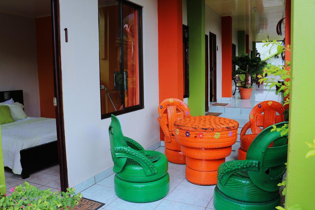 Hotel Las Flores Fortuna La Fortuna Exterior photo
